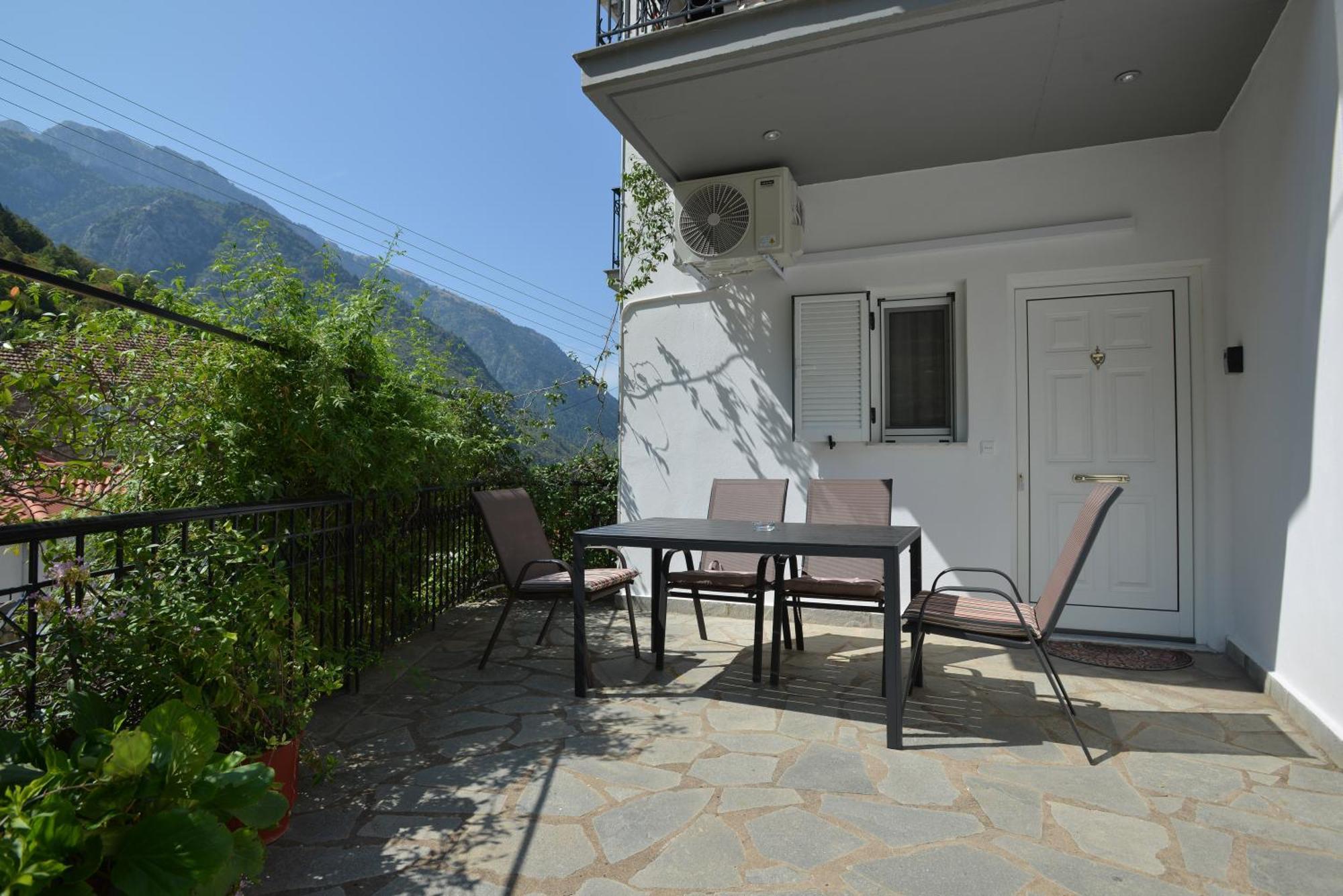Apartmán Three Elements Konitsa Exteriér fotografie